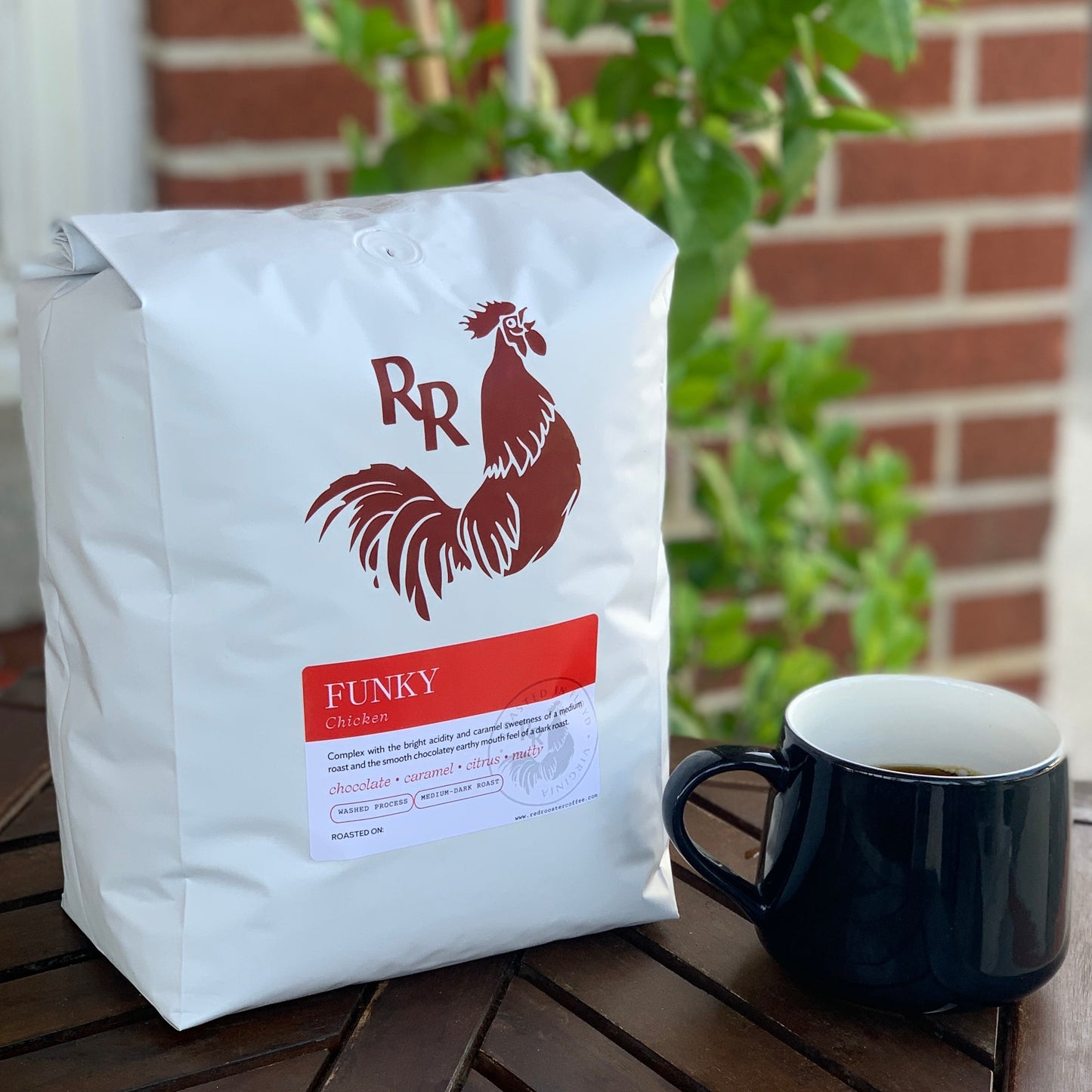 Organic Funky Chicken - Coffee Beans for Flexible Recipe Preparation